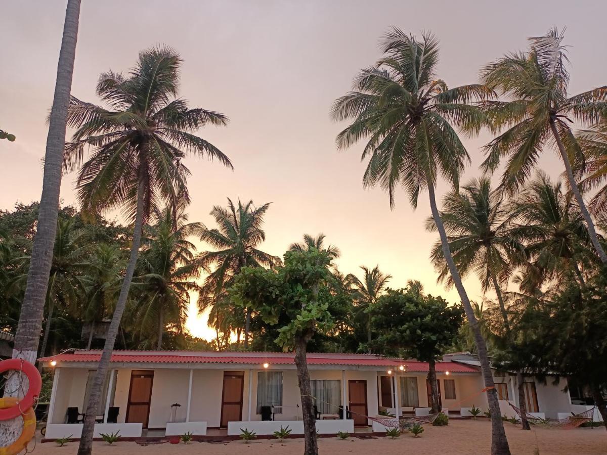 French Garden Pragash Beach Hotel Trincomalee Exterior foto